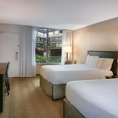 Skyline Hotel & Waterpark-2
