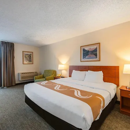 Quality Inn & Suites Canon City-2