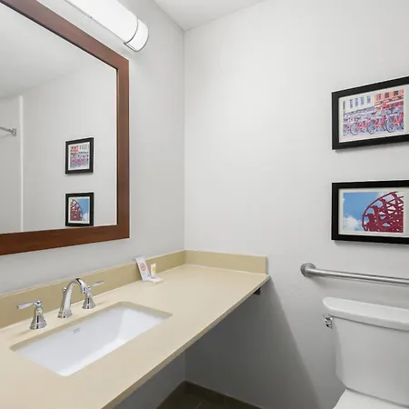 Comfort Inn & Suites Cincinnati Eastgate-3