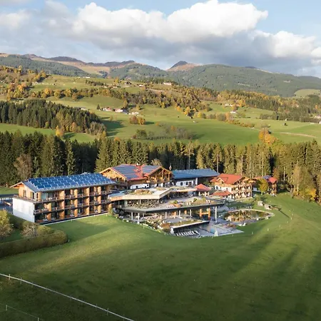 Landhotel Gut Sonnberghof-3