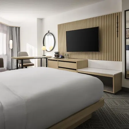 Doubletree By Hilton Fort Lee/George Washington Bridge-3