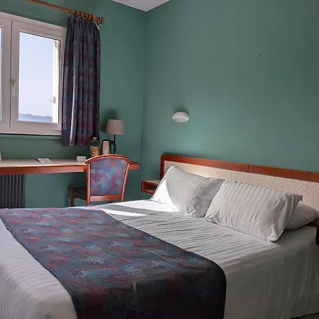 Logis Hotel Eden Lac-3