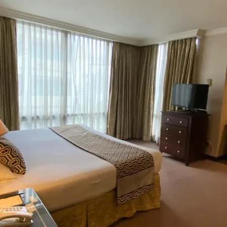 Herald Suites Solana-2
