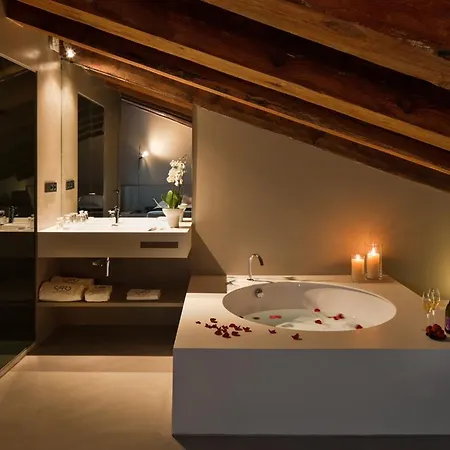 Caro Hotel-2