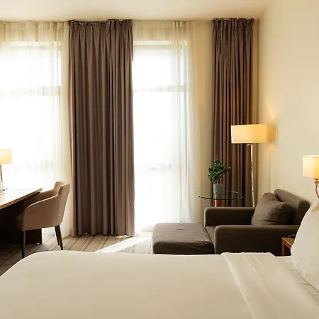 Premier Sofia Airport Hotel-3