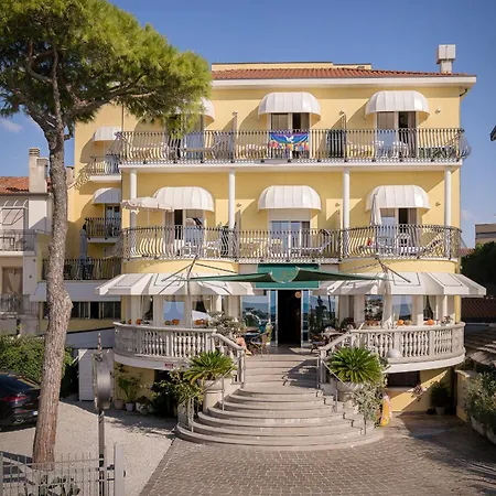 Hotel Le Lampare-2