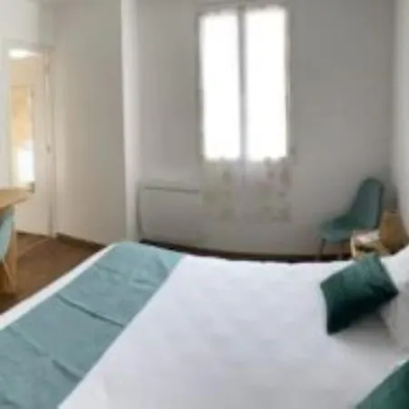 Hotel De Provence-3