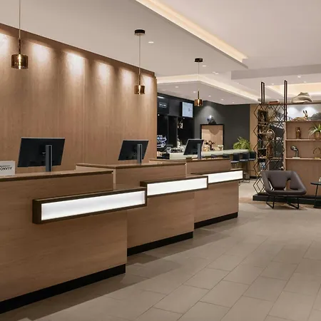 Courtyard by Marriott Paris Porte de Versailles-2