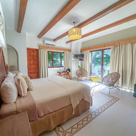 Enigmatic Boutique Hotel-3