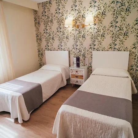 Hostal Cortes-2
