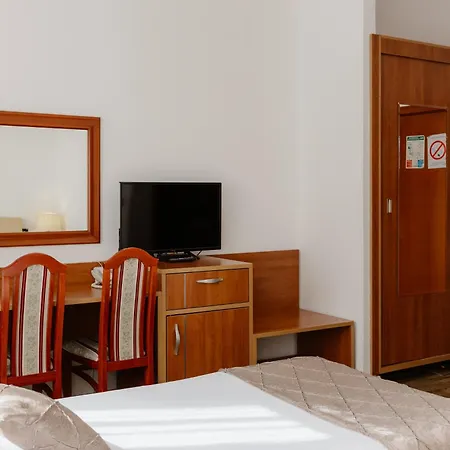 Hotel N-3
