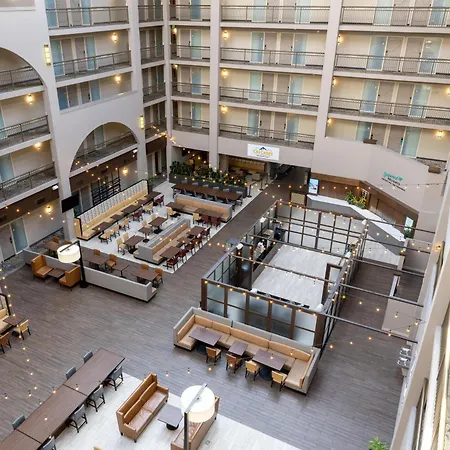 Embassy Suites By Hilton Seattle Bellevue-2