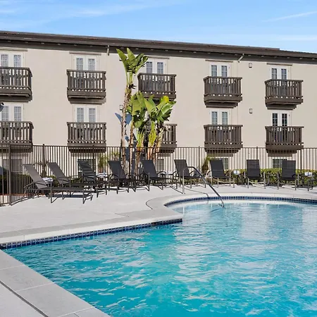 Fairfield Inn & Suites San Diego Old Town-2
