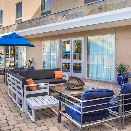 Hampton Inn & Suites Riverside/Corona East-2