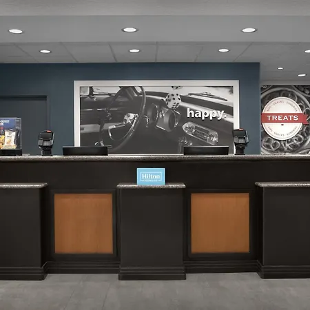 Hampton Inn & Suites Lakeland-South Polk Parkway-2