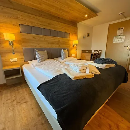 Kur- und Wellnesshotel Waldruh-3