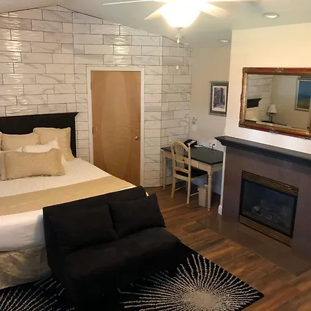 Grass Valley Courtyard Suites-3