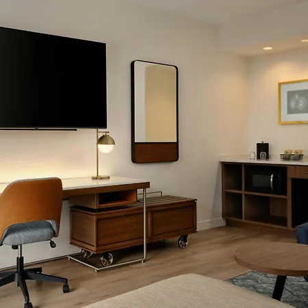 Courtyard By Marriott Orlando Airport-3