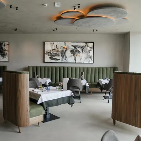Hotel Alpenrose-3