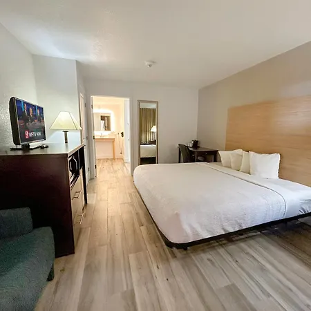 Hotel Monreale Express & Studios Idrive District-2