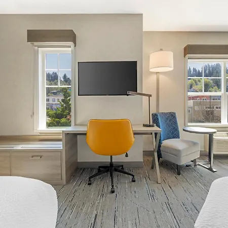 Holiday Inn Express Hotel & Suites Astoria By Ihg-2