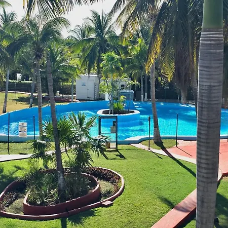 Nirvana Hotel - Cancun Hotel Zone-2