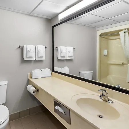 Quality Inn Surfside Myrtle Beach-3