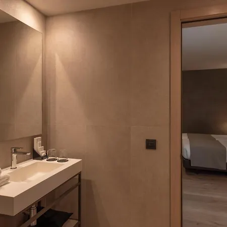 Gran Hotel Barcino 4 Sup-3