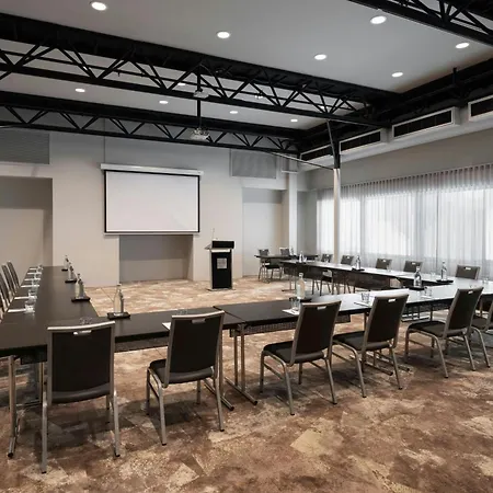 Four Points By Sheraton Perth-3
