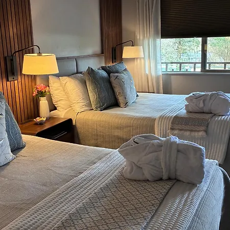 Discovery Inn-3