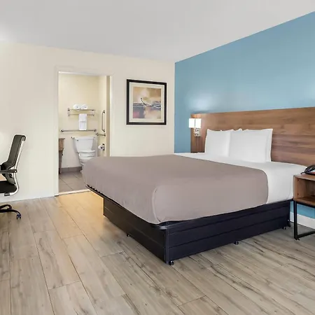 Quality Inn & Suites Lexington-2