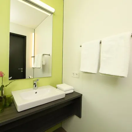 Economy-Hotel-2