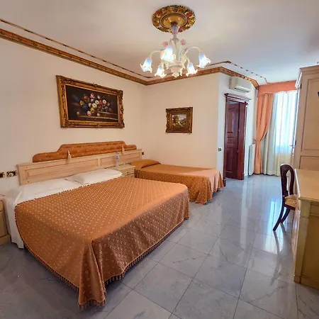Euro Hotel Iglesias-2