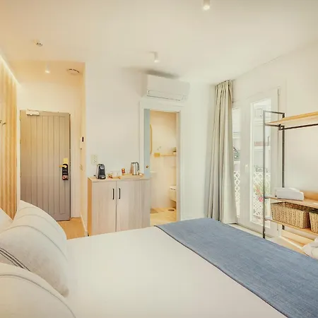 Beneste Nerja Hostal-2