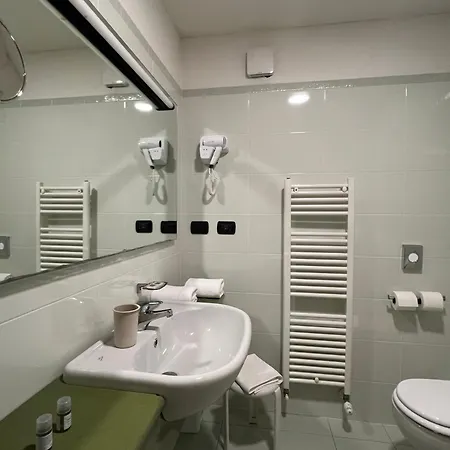 Master Hotel-3