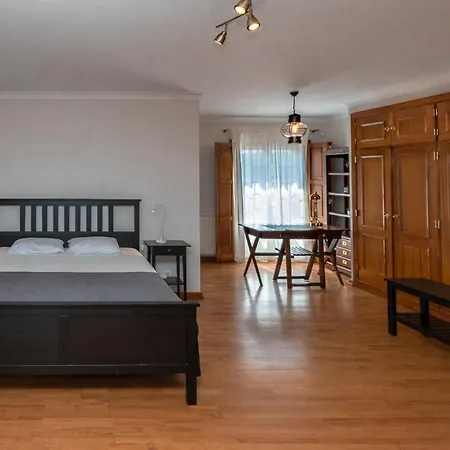 Galo Preto - Sintra Guesthouse-3