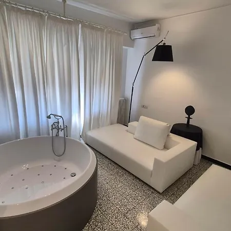 Eveline 2 - Piscina Privata O Jacuzzi-2