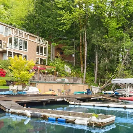 Lake Sutherland Ski Condo-3