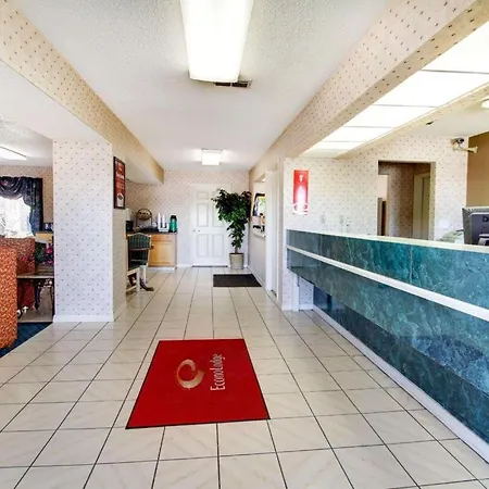 Econo Lodge Pearl - Jackson-3