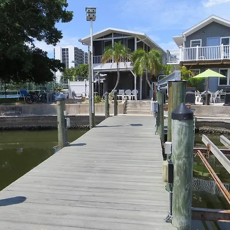 Dolphin Inn-3