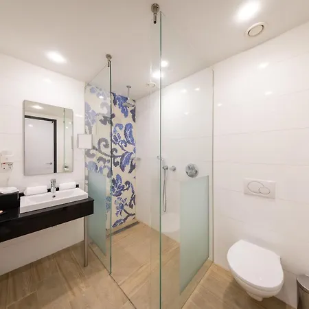 Van der Valk Hotel A4 Schiphol-2