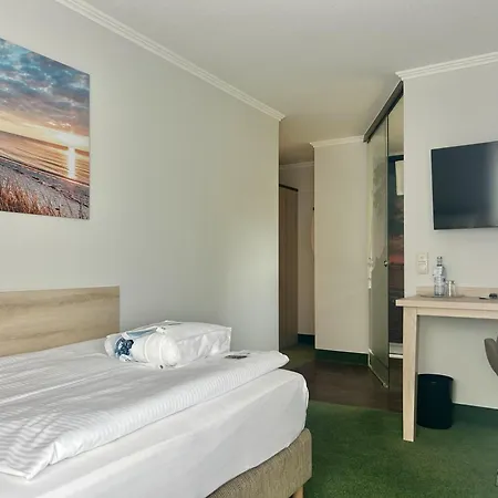 Best Western Plus Ostseehotel Waldschloesschen-3