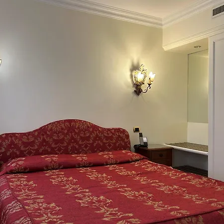 Suites Torre Dell'Orologio-3