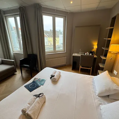 Hôtel Villa Des 2 Caps-3