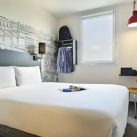 greet hotel Paris Nord 18è-2
