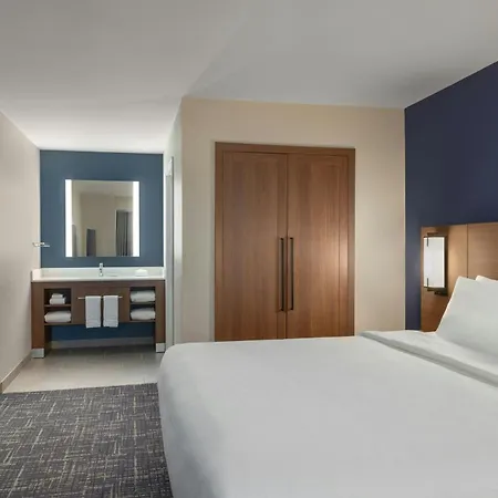 Residence Inn Indianapolis Airport-2