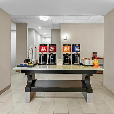 Hampton Inn Harrison-3