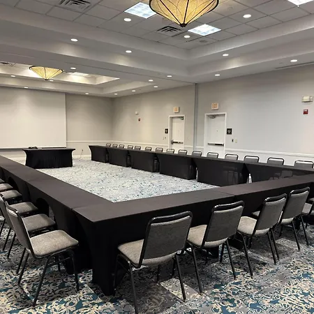 Hilton Garden Inn Frisco-2