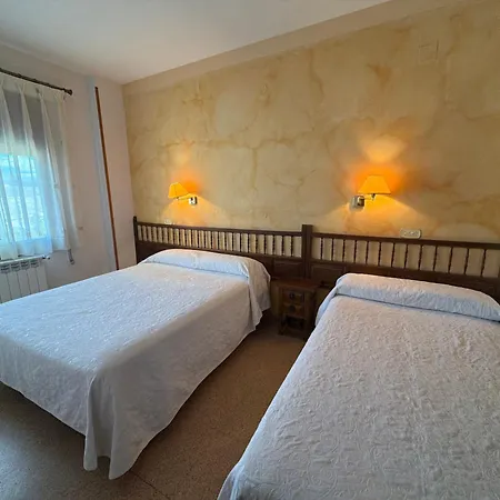 Hostal Pirineos Ainsa-2