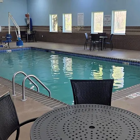 Holiday Inn Express Hotel & Suites Vineland Millville By Ihg-3